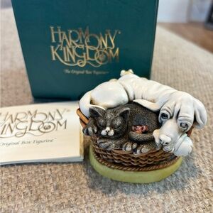 Harmony Kingdom Pecking Order Figurine Box